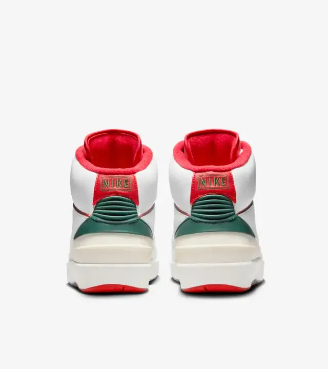 Air Jordan 2 Retro White Fire Red Fir Sail DR8884-101