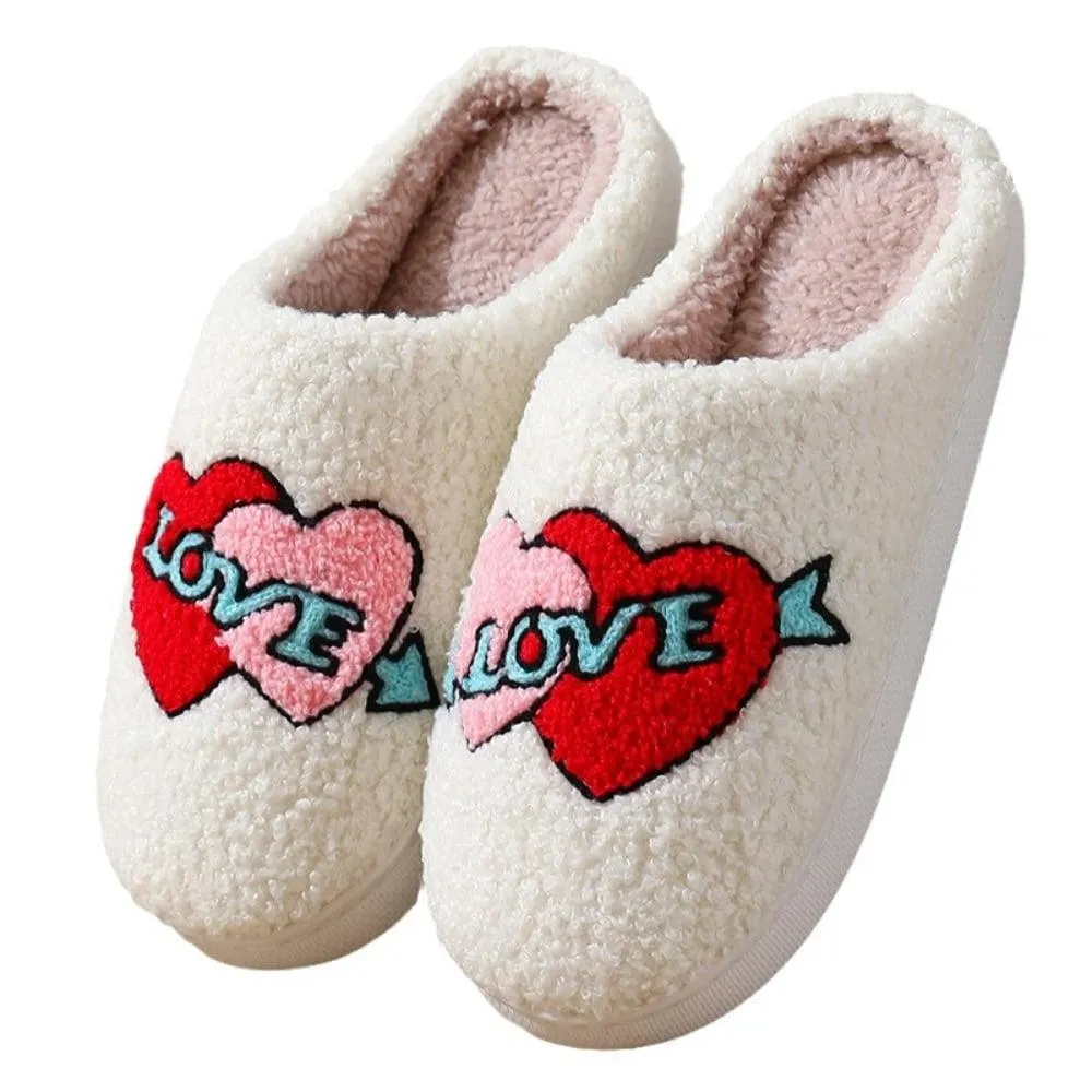 BERANMEY Cute Valentine's Day Slippers for Women Soft Plush Comfy Warm Slip-On Rose Heart Love Couple Slippers fo Women Indoor Fluffy House Slippers for Women and Men Non-slip Fuzzy Flat Slides