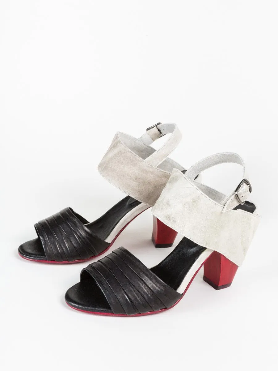 color block sandal - black