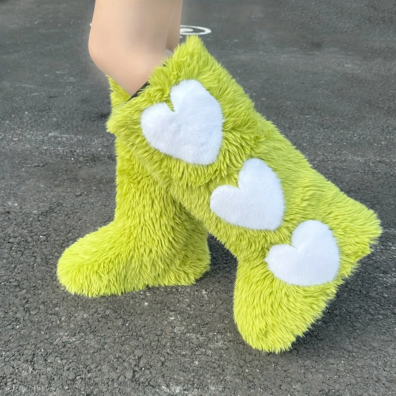 Heart Design Fashionable Fur Boots