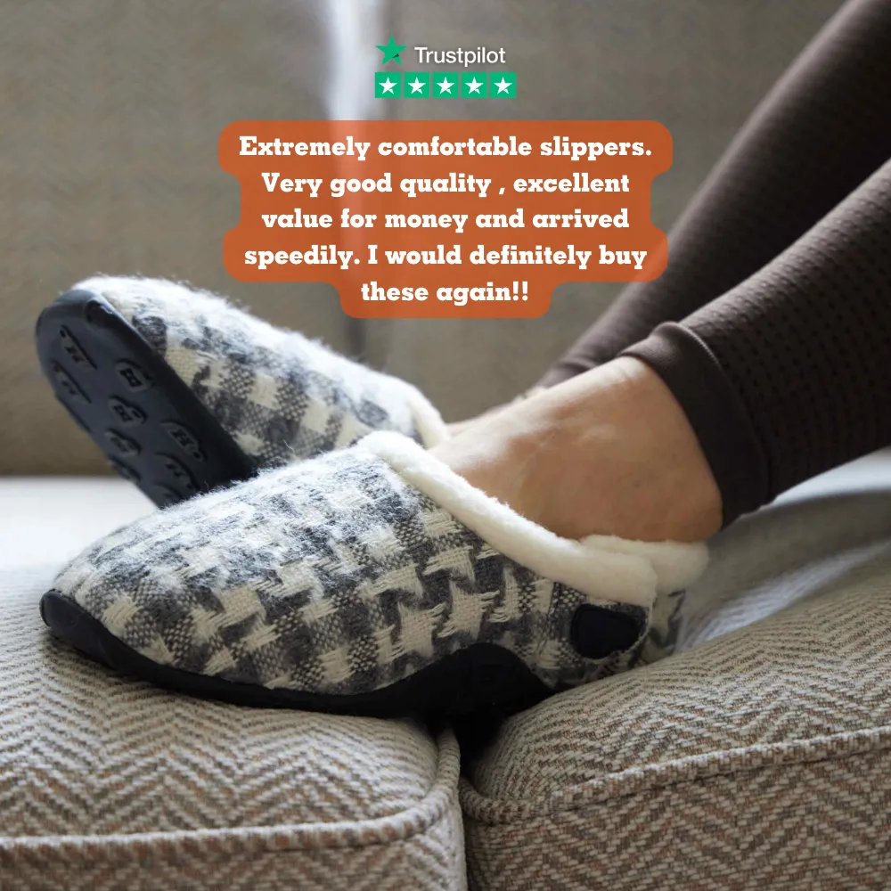 Martha - Grey & Cream Checked Patterned Women's Slippers