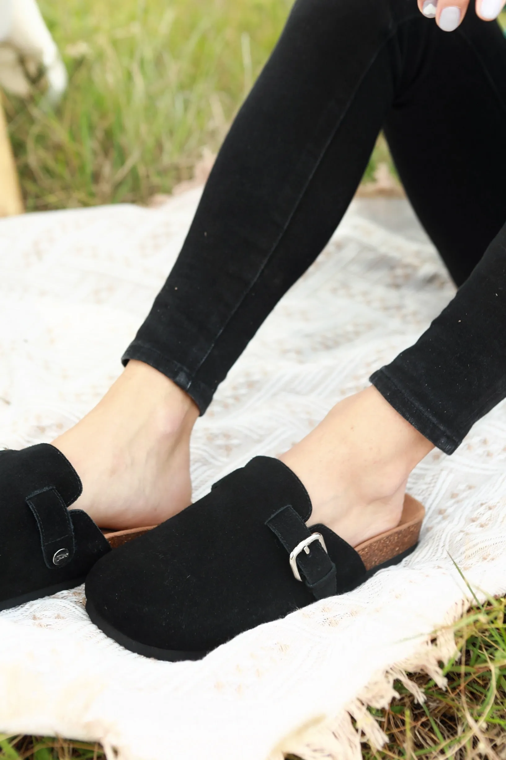 Nahla Sandals Black