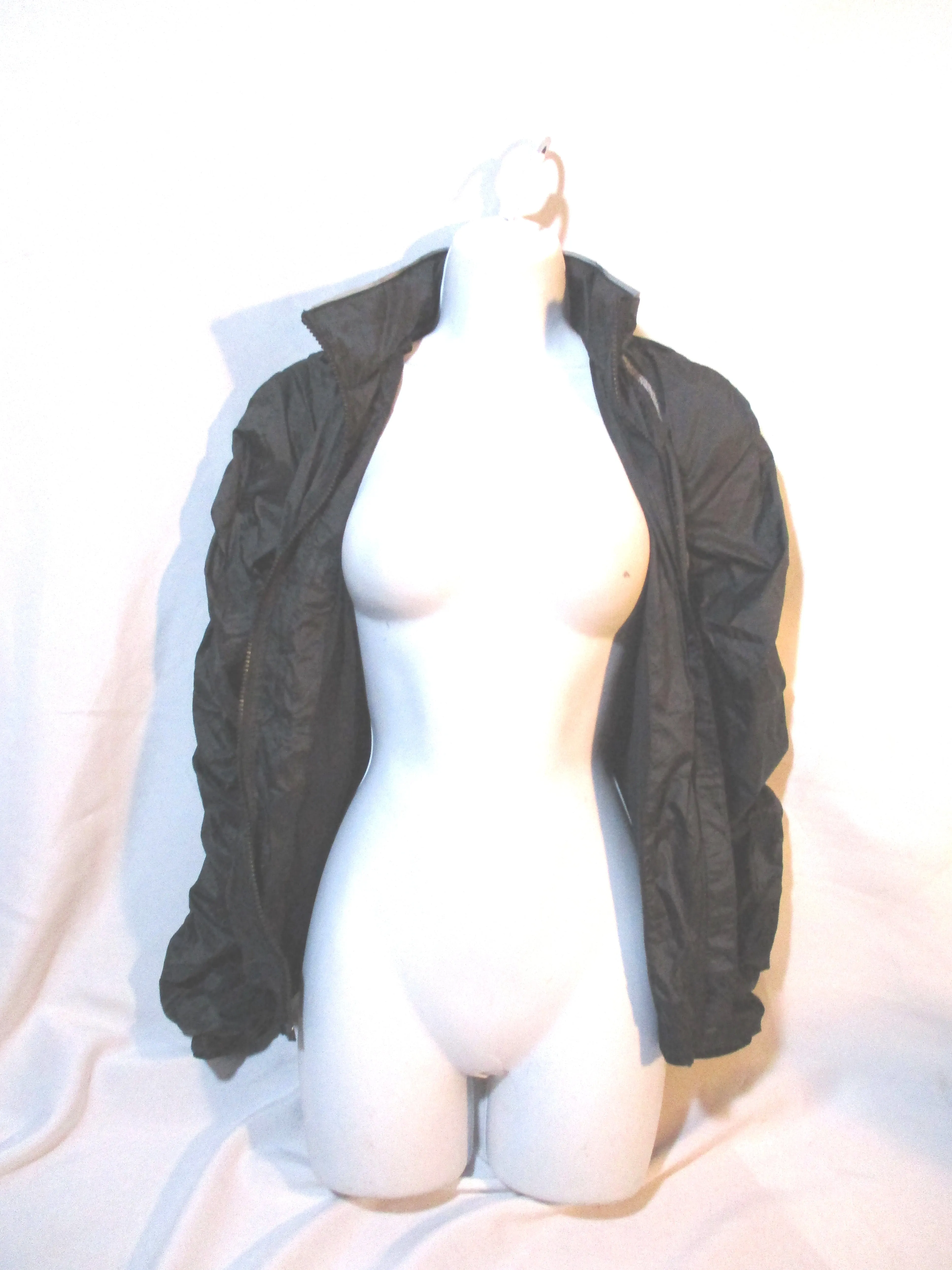 STELLA MCCARTNEY RUN JACKET Hoodie 36 BLACK Windbreaker Fitness Womens Coat PARKA